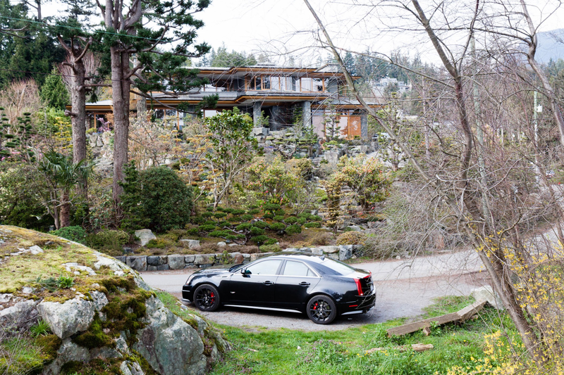 Illustration for article titled Pics from the Curbside: 2016-03-26 around Caulfeild Park, West Vancouver